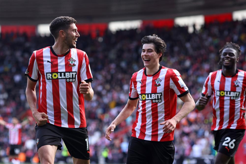 利物浦点球遭质疑